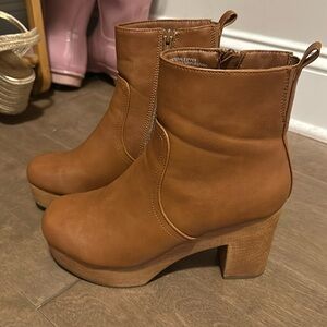 Platform boots